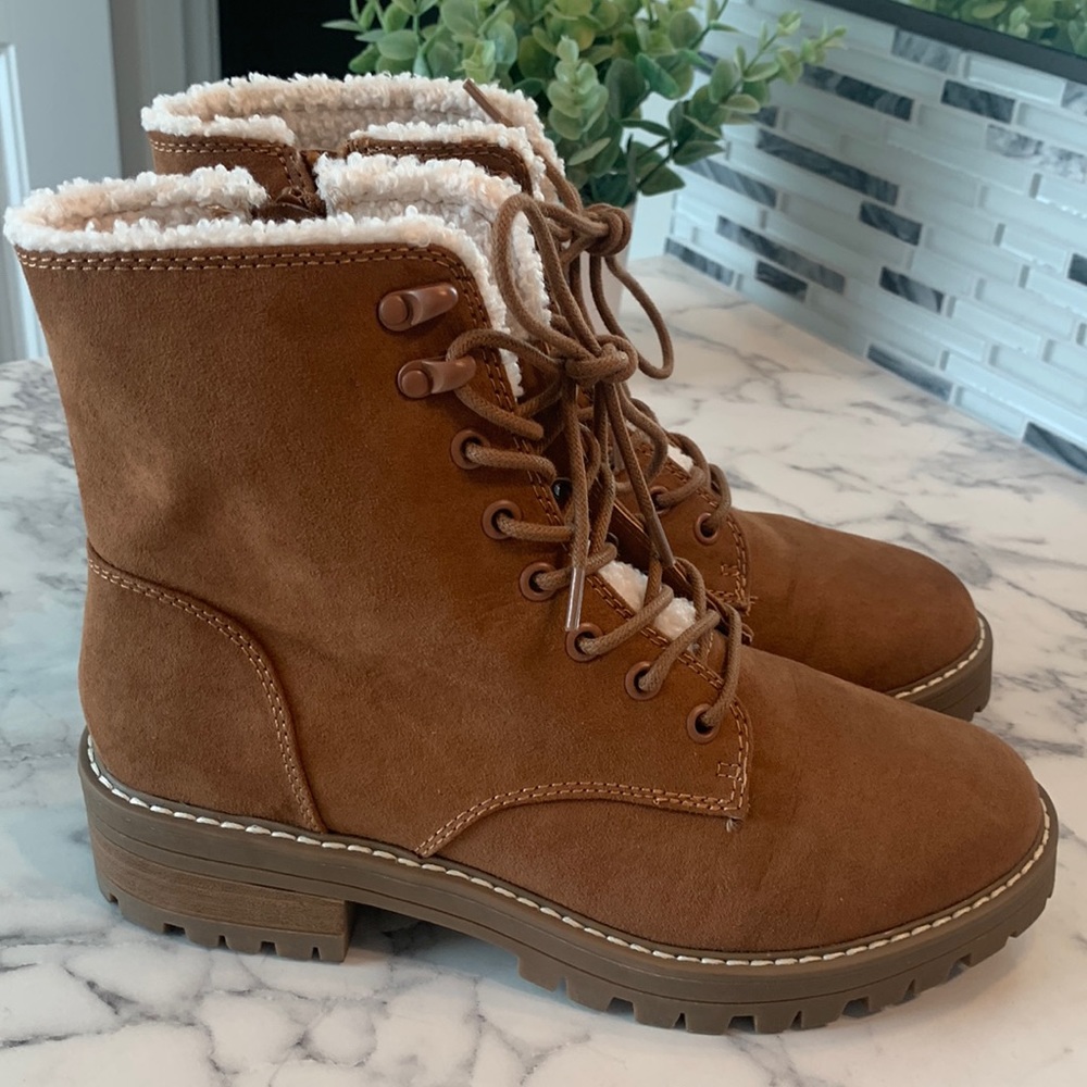 Universal Thread Brown Fur-lined Boots